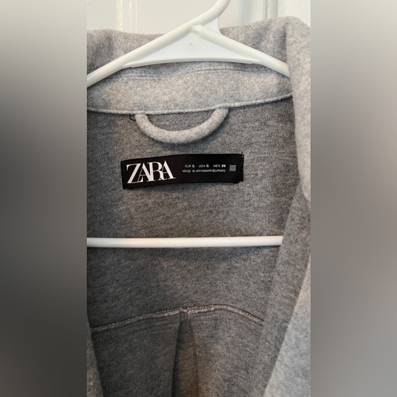 Zara size small, like new tie jacket - Picture 3 of 3